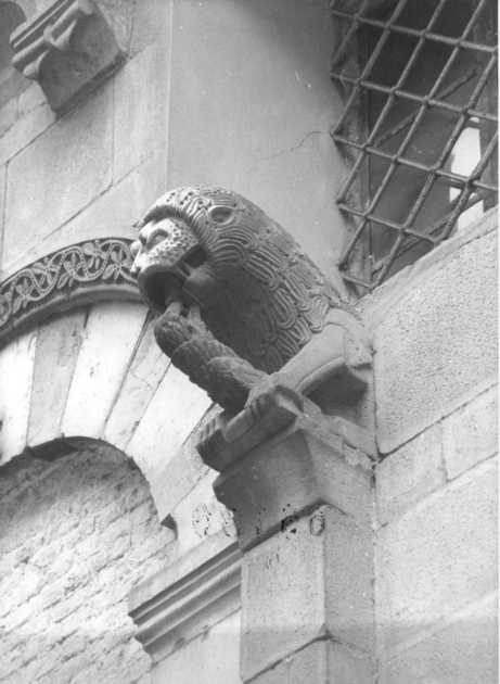 LEONE (scultura) - bottega italiana (sec. XII)