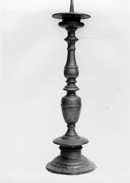 candeliere, serie - bottega toscana (fine sec. XVII)