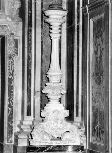 candelabro, serie - ambito apuoversiliese (primo quarto sec. XX)