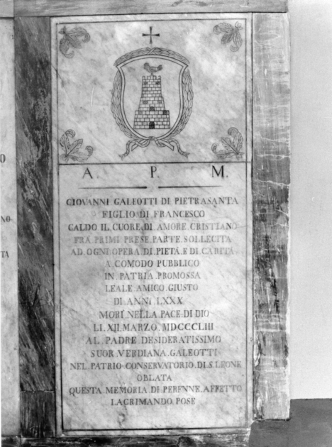 lapide tombale - ambito apuoversiliese (seconda metà sec. XIX)