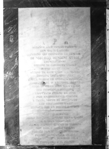 lapide tombale - ambito apuoversiliese (seconda metà sec. XIX)