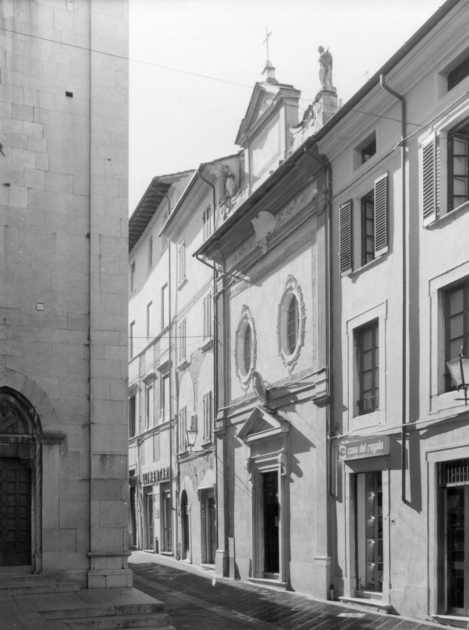 portale - ambito apuoversiliese (prima metà sec. XVII)