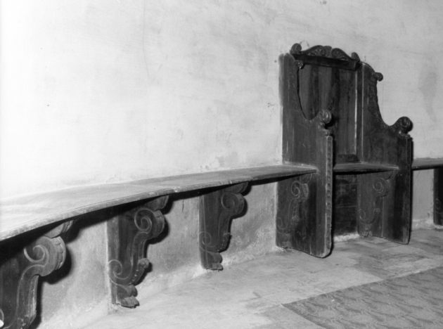 stalli del coro - ambito apuoversiliese (metà sec. XVII)