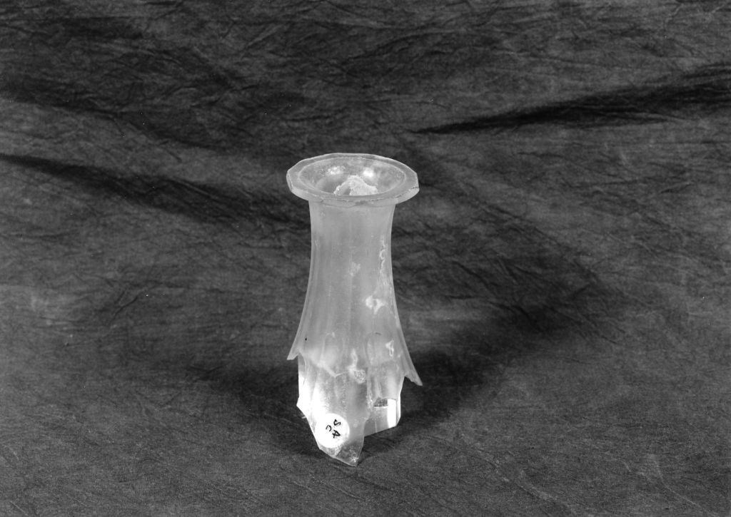 bottiglia, frammento - ambito italiano (prima metà sec. XV)