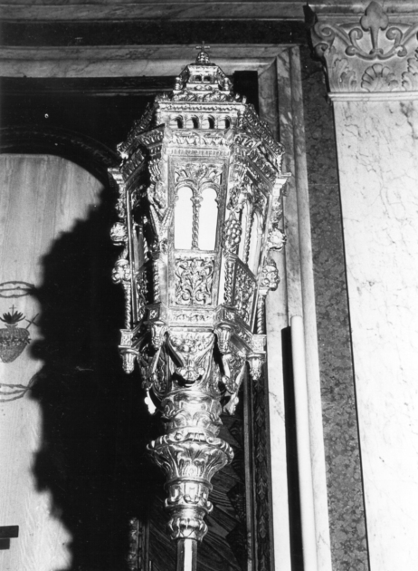 lanterna processionale, serie - ambito garfagnino (prima metà sec. XX)