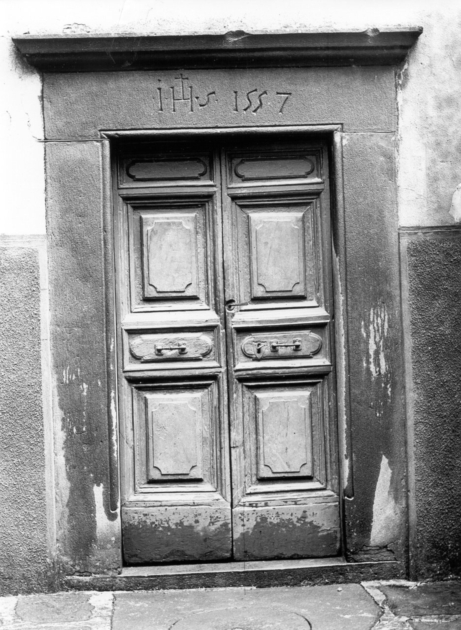 portale - ambito garfagnino (sec. XVI)