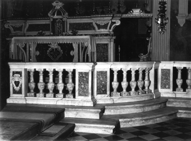 balaustrata - ambito apuoversiliese (sec. XVIII)