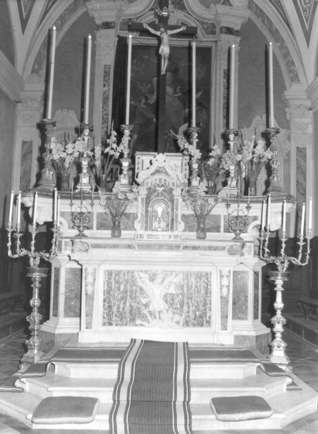 altare maggiore - ambito apuoversiliese (sec. XVIII)