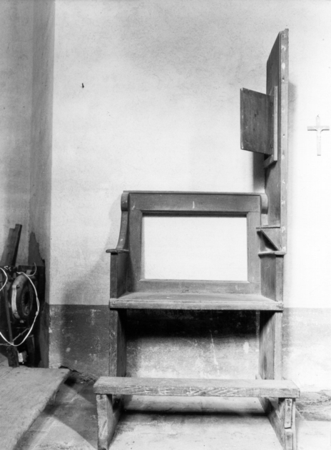 confessionale - ambito garfagnino (secc. XIX/ XX)