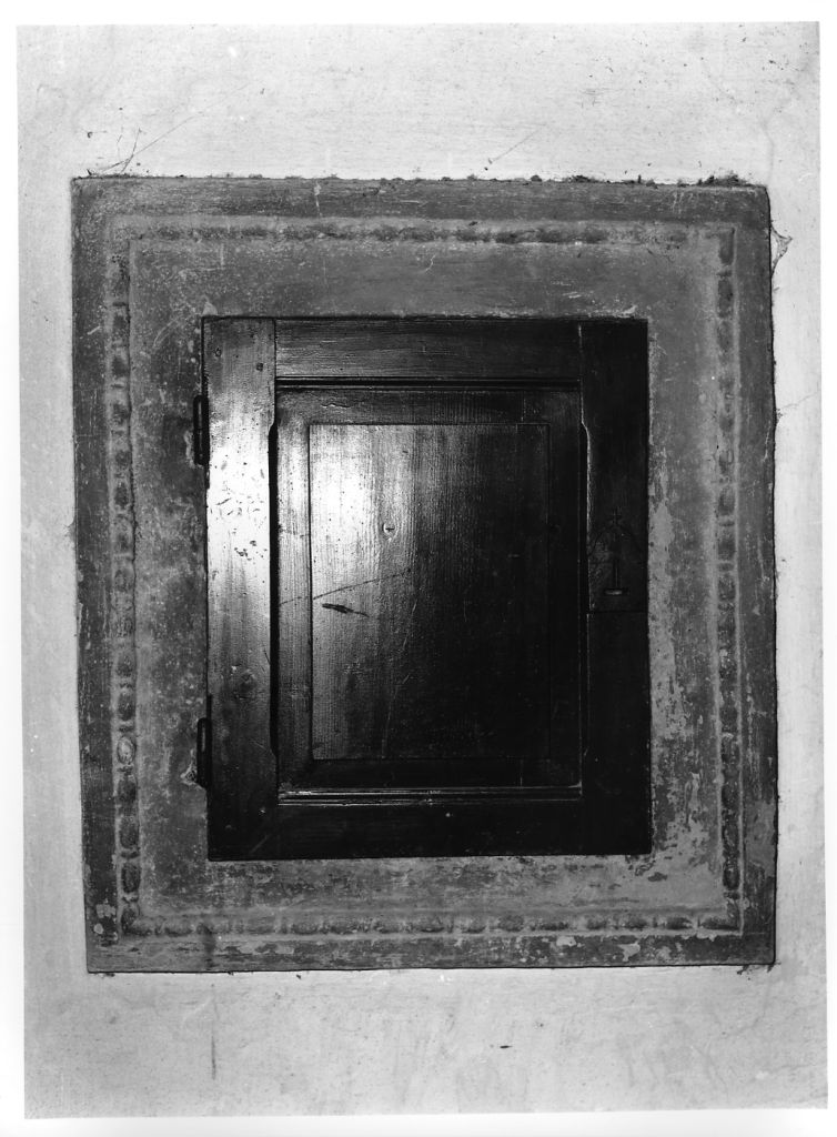 armadio - a muro - bottega lucchese (prima metà sec. XVI)