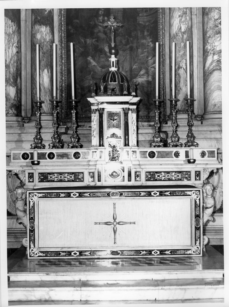 altare maggiore - bottega apuana (sec. XVII)