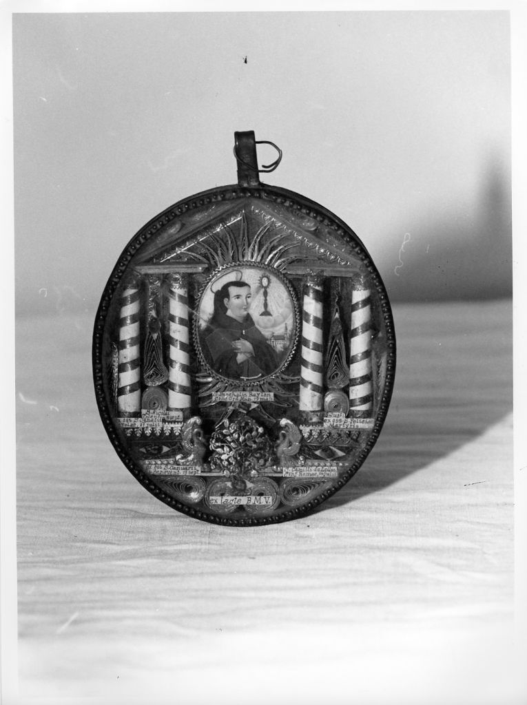 reliquiario a capsula - a medaglione - bottega francese (prima metà sec. XIX)