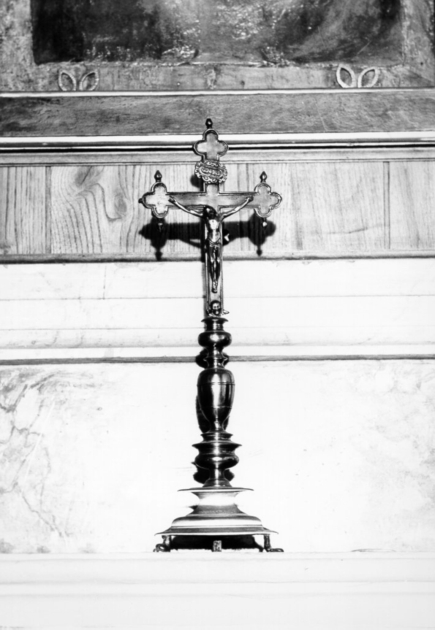 croce d'altare - bottega italiana (fine, inizio sec. XVIII, sec. XX)