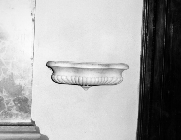 acquasantiera da parete - bottega toscana (inizio sec. XIX)