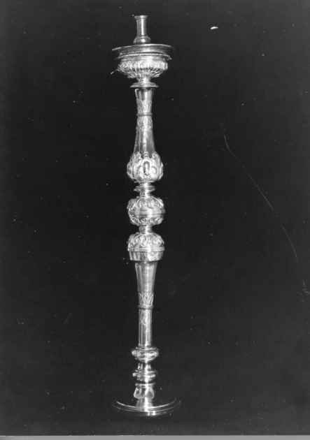 candelabro portatile, serie - bottega toscana (prima metà sec. XVIII)