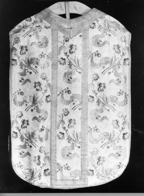 paramento liturgico - manifattura lionese (?) (metà sec. XVII)