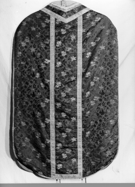 paramento liturgico - manifattura toscana (fine/inizio secc. XVII/ XVIII)