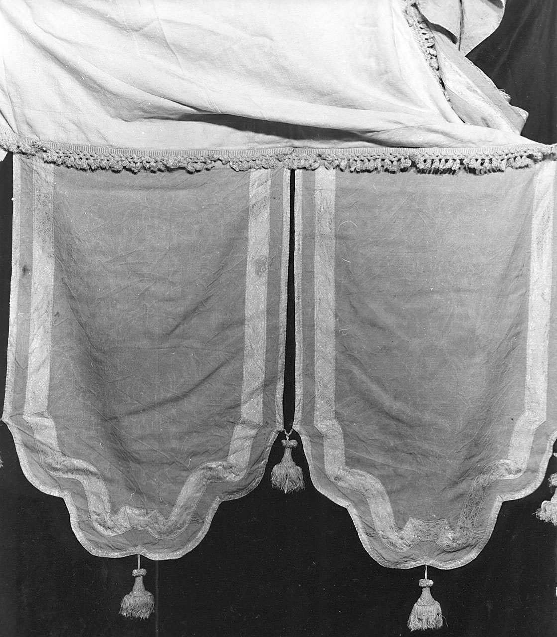 baldacchino processionale - manifattura italiana (sec. XIX)