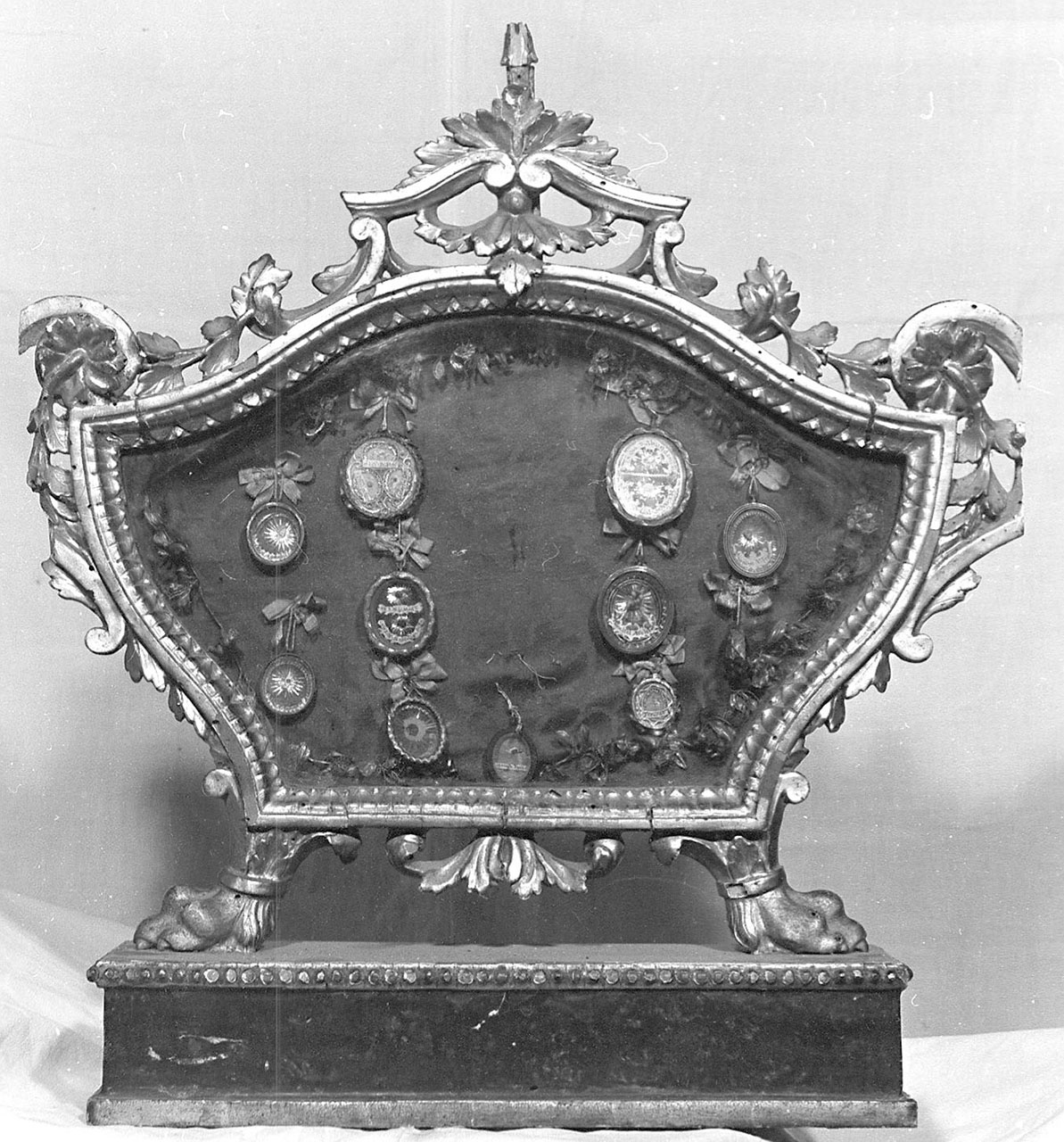 reliquiario a teca - bottega toscana (prima metà sec. XIX)