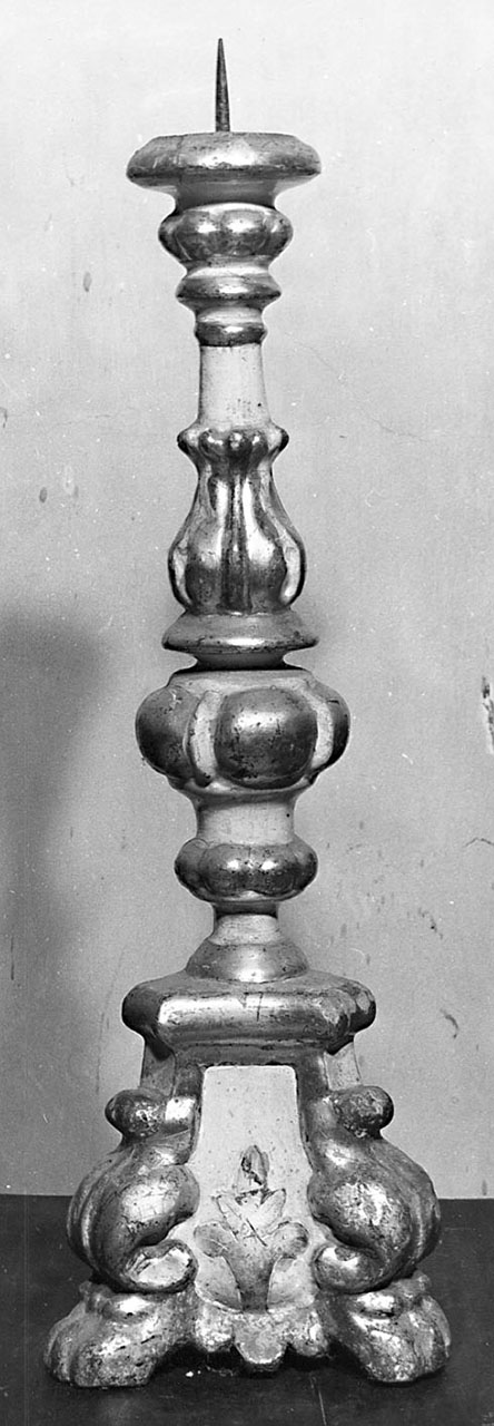 candeliere, serie - bottega toscana (fine/inizio secc. XVII/ XVIII)