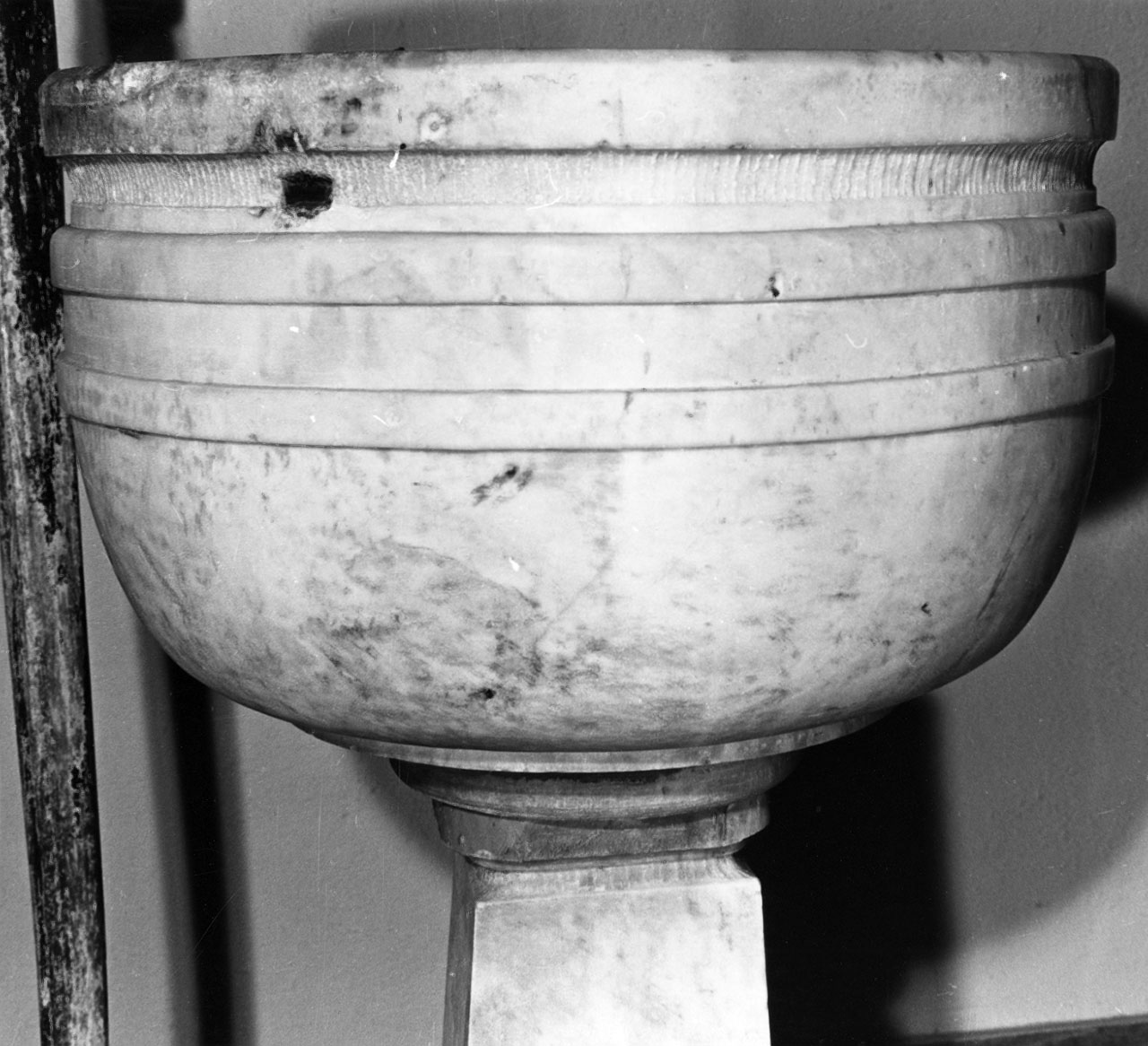 vasca - bottega toscana (sec. XVII)