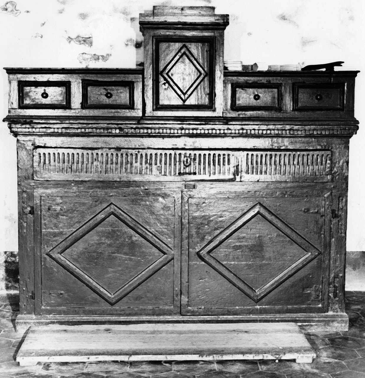 mobile da sacrestia - bottega toscana (sec. XIX)