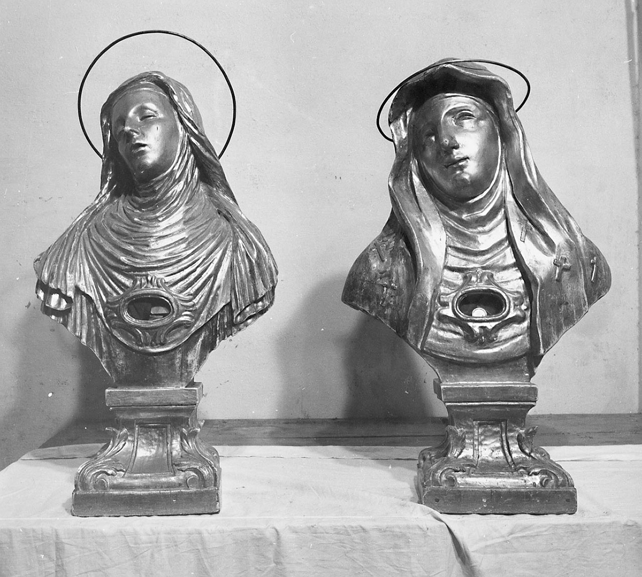 SANTA CATERINA DEI RICCI/ SANT'AGNESE DA MONTEPULCIANO (reliquiario - a busto, serie) - bottega toscana (sec. XVIII)