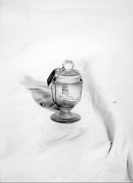 reliquiario - a vaso - ambito italiano (sec. XIX)