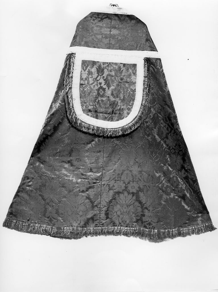 piviale - manifattura lucchese (sec. XVIII)