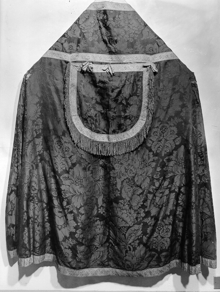 piviale - manifattura toscana (sec. XIX, sec. XX)