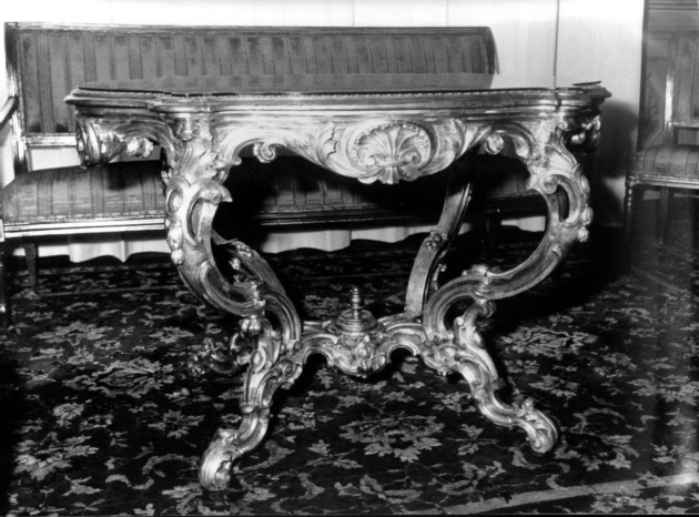 tavolo - manifattura toscana (secondo quarto sec. XIX)