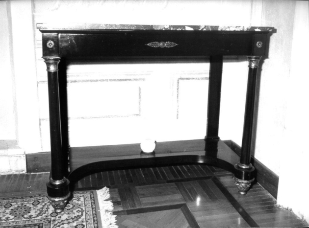 console - manifattura toscana (prima metà sec. XIX)