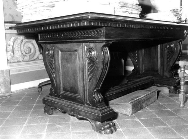 tavolo - manifattura toscana (seconda metà sec. XIX)