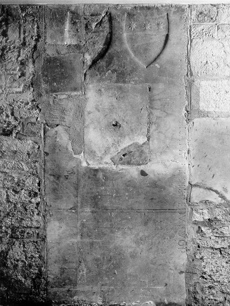 lapide tombale - ambito italiano (inizio sec. XVI)