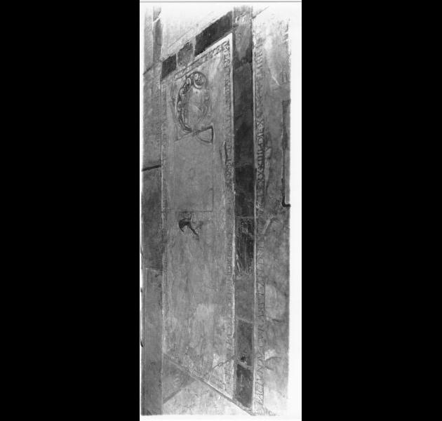 lapide tombale - ambito pisano (sec. XVI)
