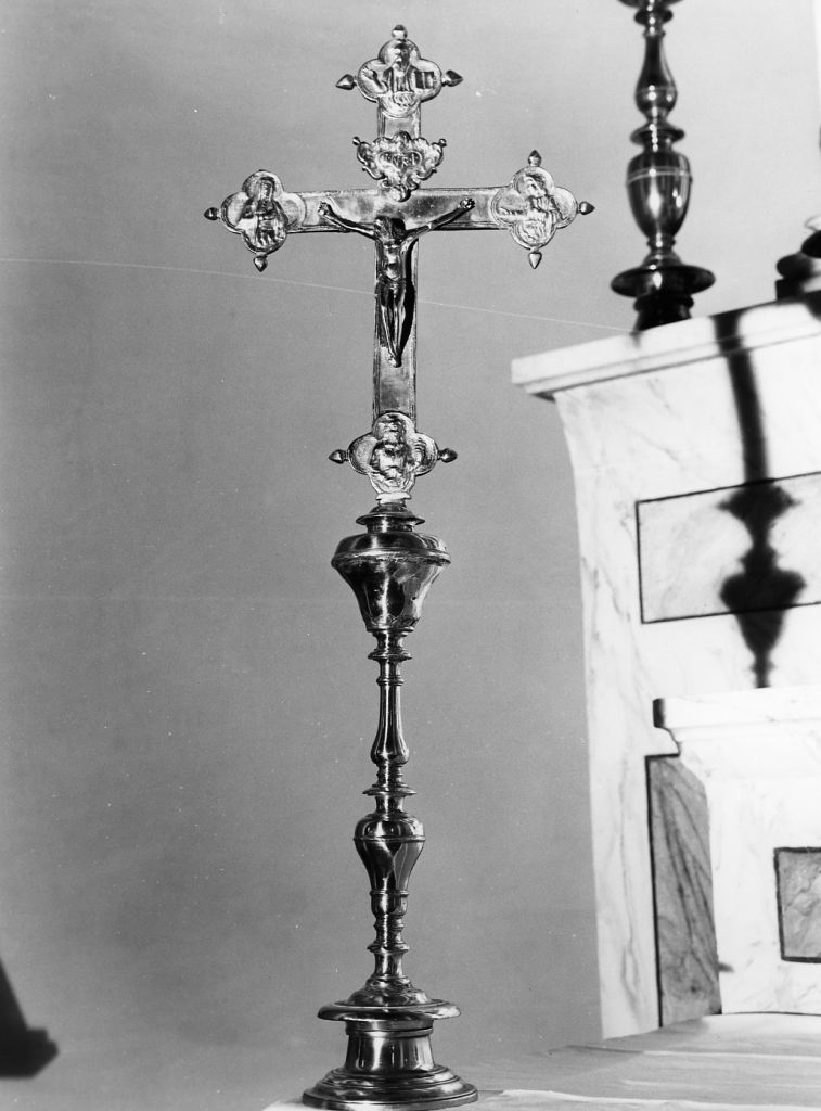 Cristo crocifisso dolente (croce d'altare, opera isolata) - ambito italiano (fine sec. XIX)