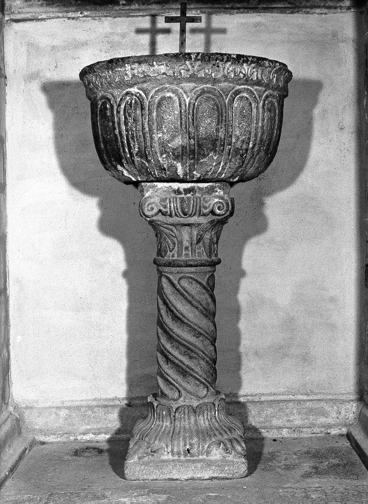 acquasantiera - bottega toscana (seconda metà sec. XVII)