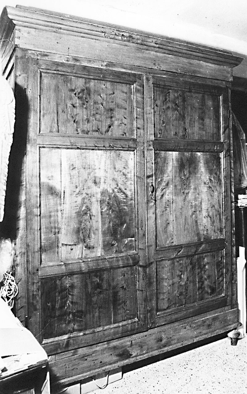armadio - ambito toscano (sec. XIX)