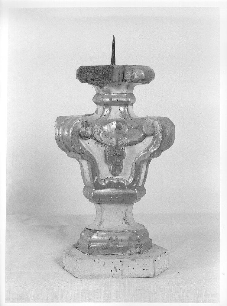 candelabro - bottega toscana (seconda metà sec. XVIII)