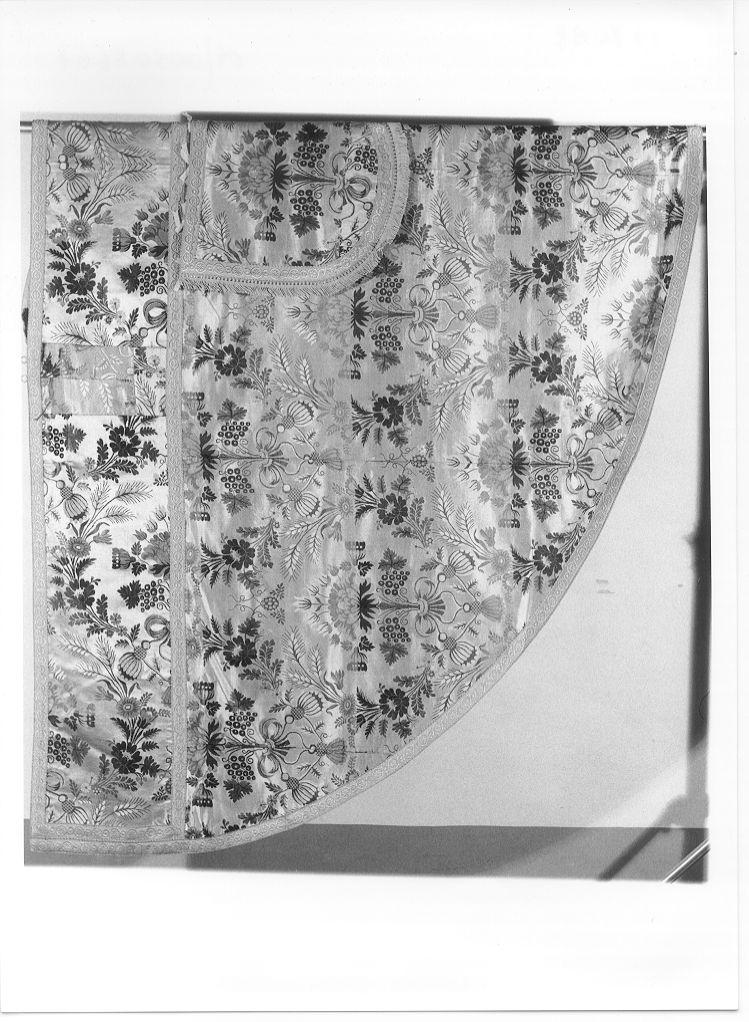 piviale - manifattura italiana (fine/inizio secc. XIX/ XX)