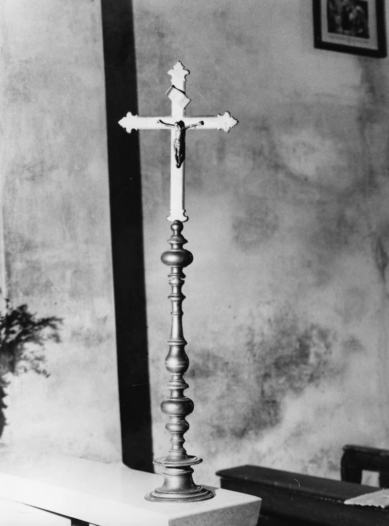 Cristo crocifisso dolente (croce d'altare, opera isolata) - bottega toscana (sec. XIX)