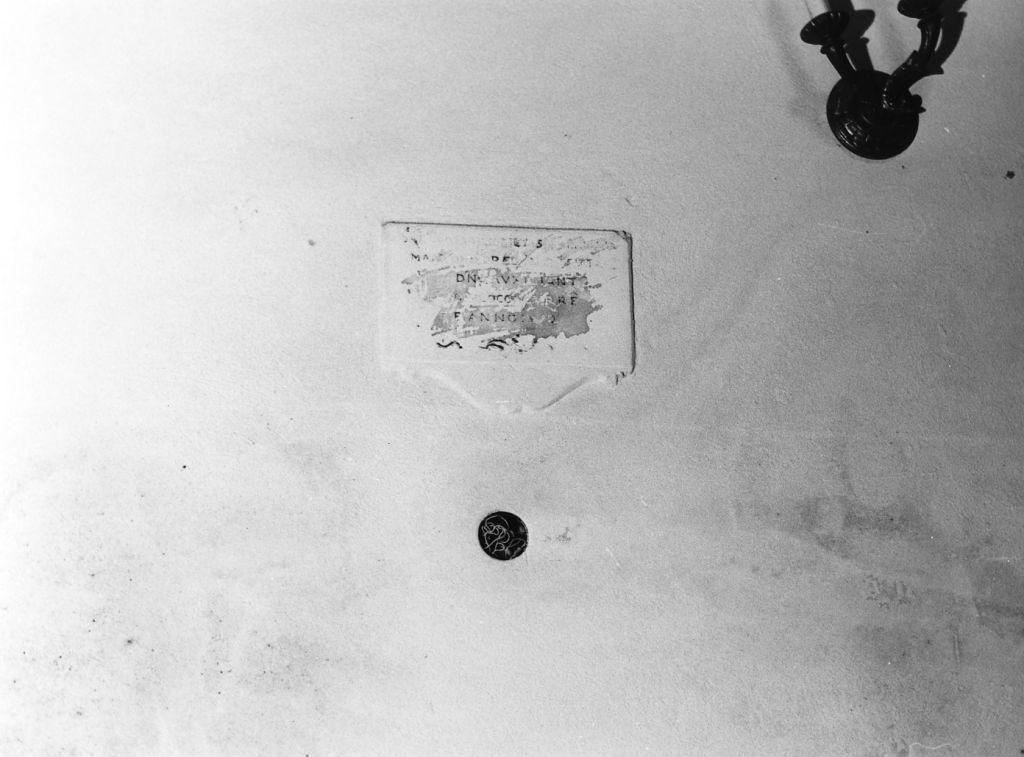 lapide, opera isolata - bottega pisana (sec. XX)