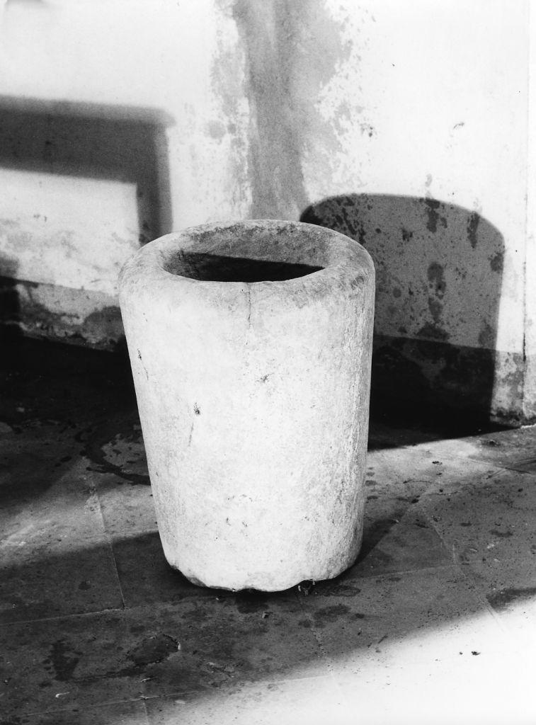 mortaio, opera isolata - bottega pisana (sec. XVII)