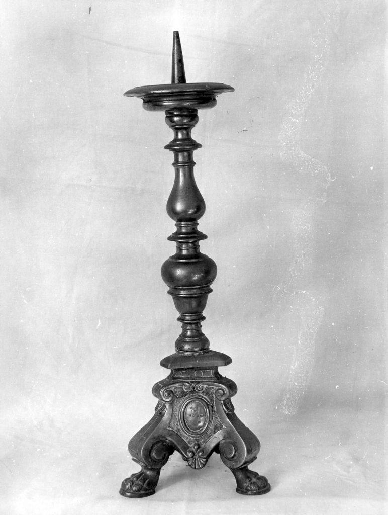 candeliere - bottega italiana (sec. XVII)