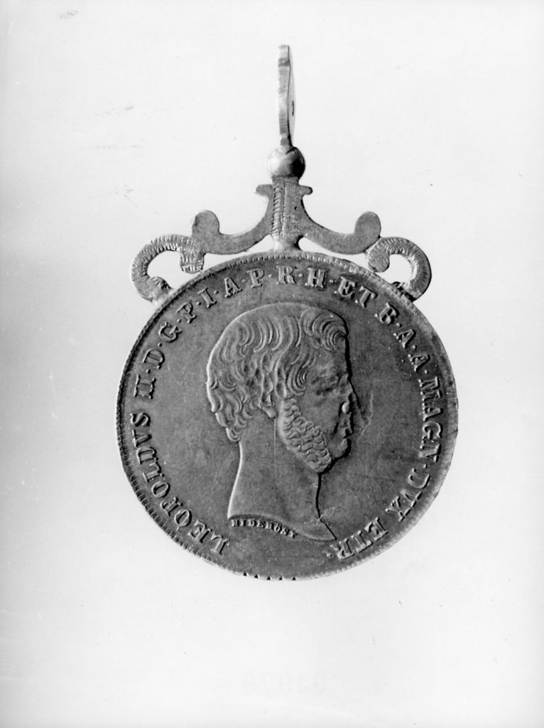 profilo di uomo (medaglia) di Niderost Joseph Anton (sec. XIX)