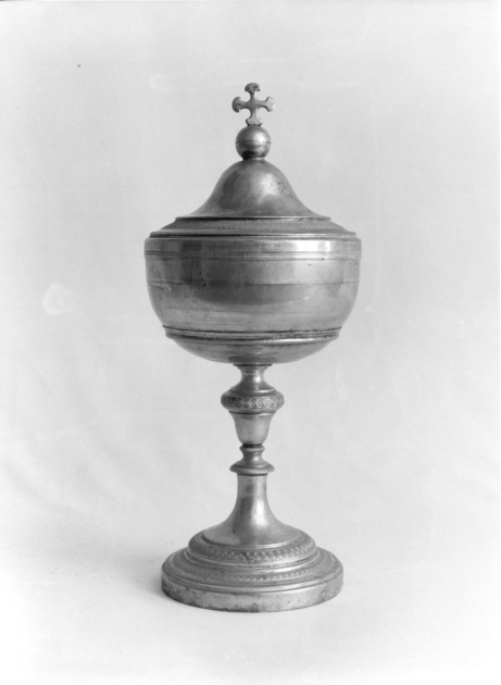 pisside - bottega italiana (primo quarto sec. XX)