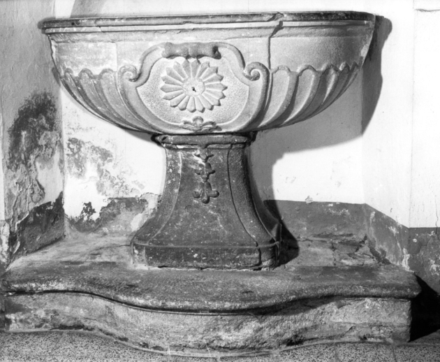fonte battesimale - bottega italiana (sec. XVII)