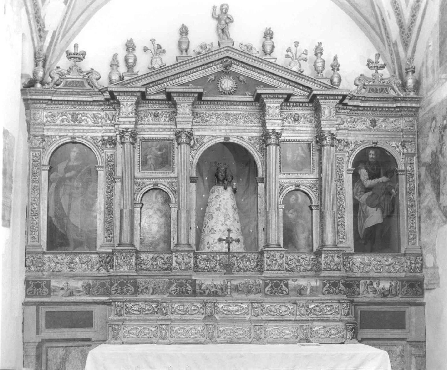 altare - bottega italiana (sec. XVI)