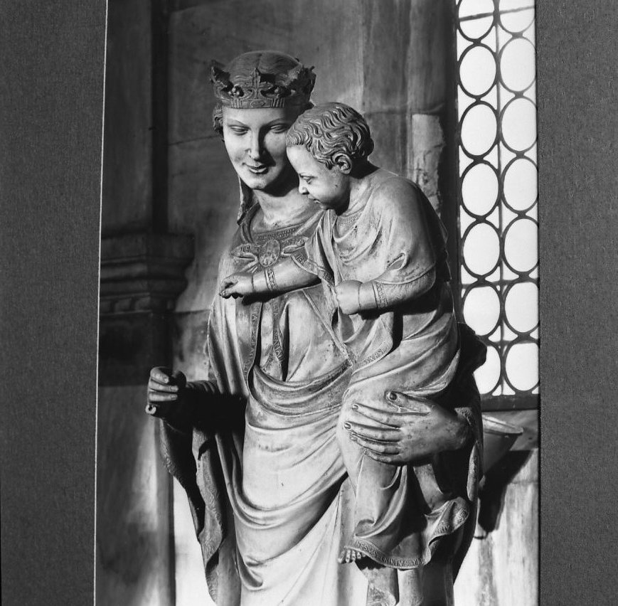Madonna della Rosa, Madonna con bambino (statua) di Andrea Pisano, Pisano Nino (secondo quarto sec. XIV)