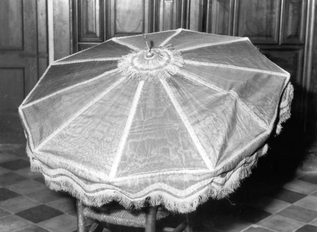 ombrellino processionale - manifattura lucchese (prima metà sec. XIX)